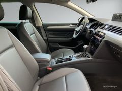 VW Passat Variant 2.0 TDI Business Taxi DSG LED Nav VW Passat Variant 2.0 TDI Business Taxi DSG LED Nav