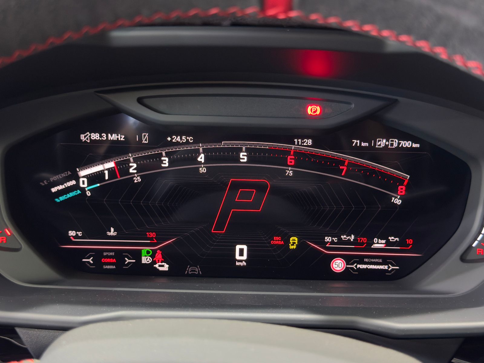 Fahrzeugabbildung Lamborghini URUS SE|BANG/OLUFSEN|PANO|MY25|BLANCO COC