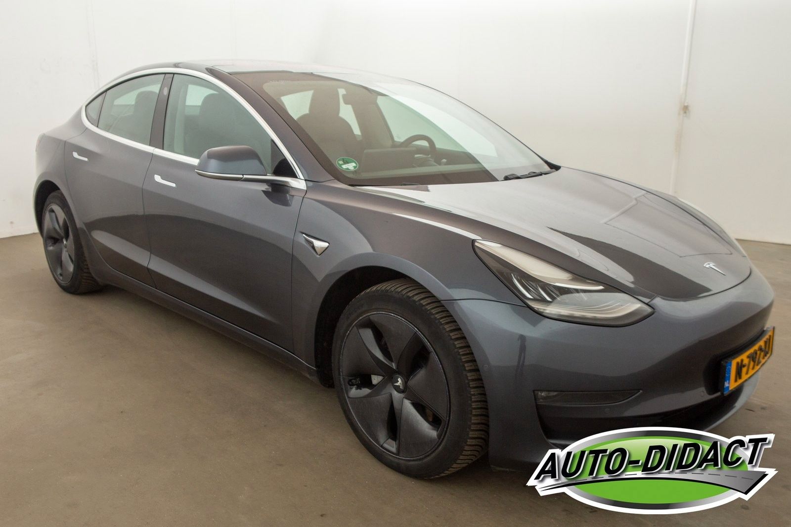 Tesla Model 3 Long Range Dual Motor AWD Navi Camera imagem 3