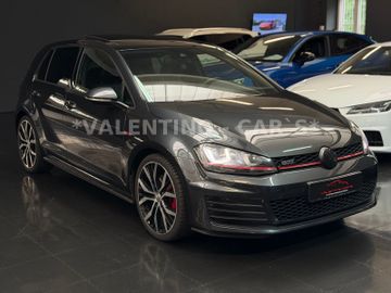 Volkswagen Golf - 4