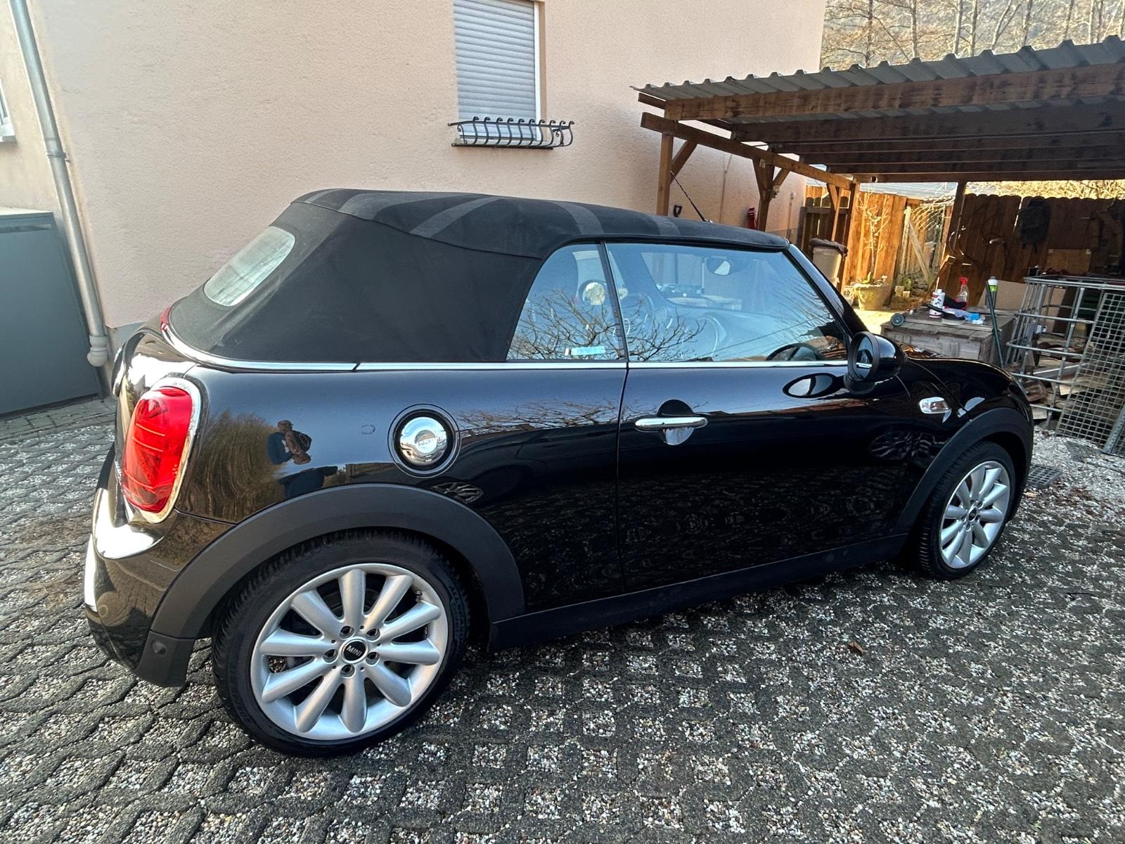 MINI Cooper S Cabrio Cooper S- Top gepflegt, Leder 
