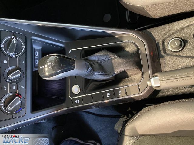Taigo 1.0 TSI DSG Style NAVI KLIMA REAR VIEW
