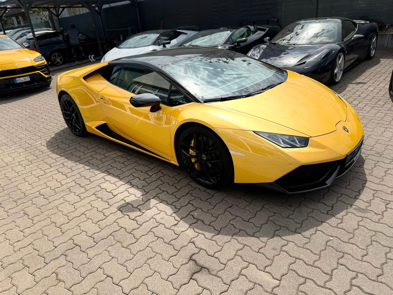 LAMBORGHINI Huracan