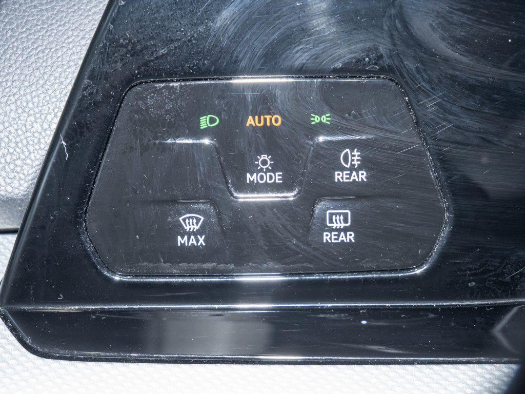Volkswagen Golf VIII 1.0 eTSI Move LED APP LaneAssist SHZ, миниатюра 18