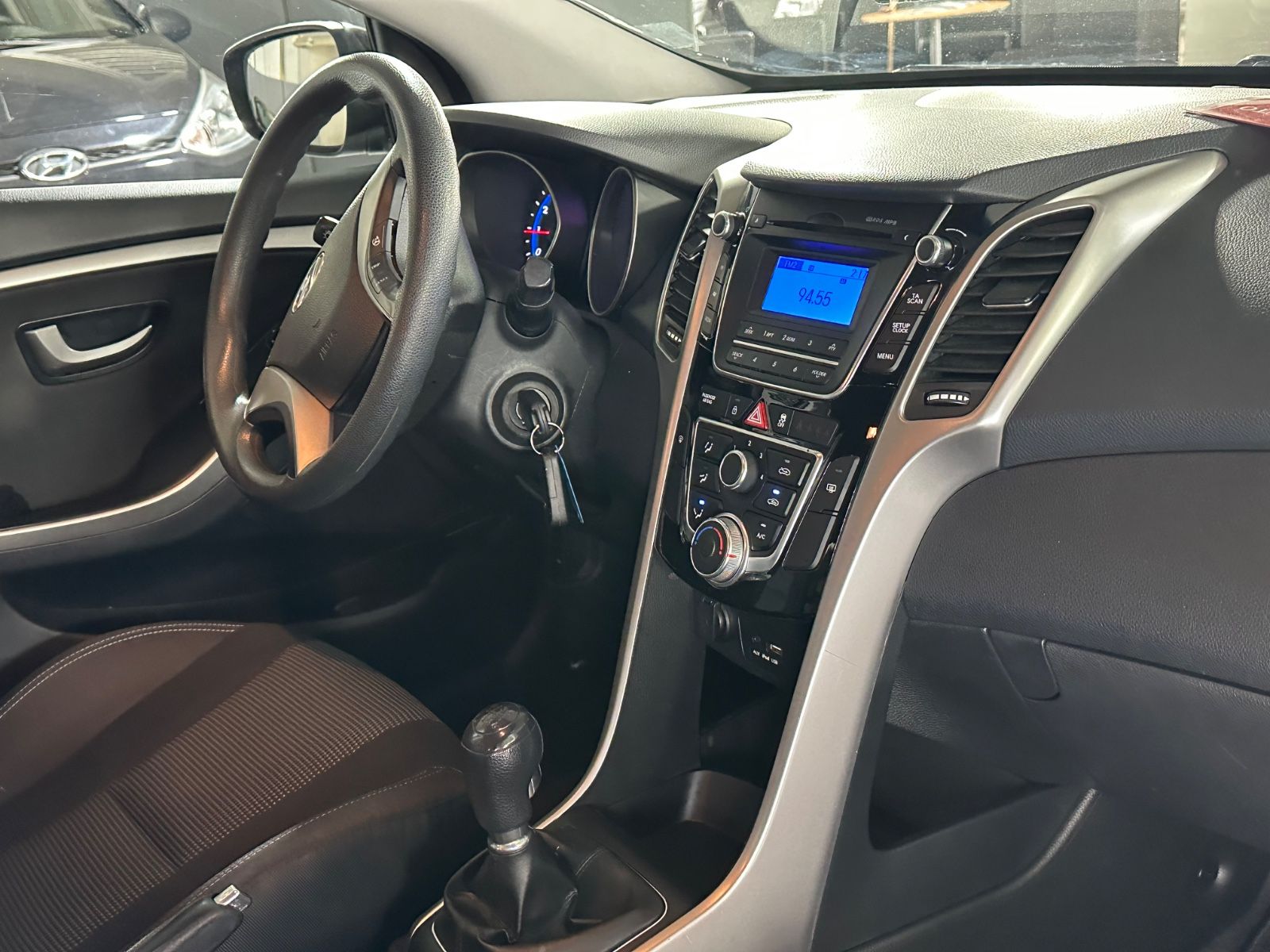 i30 blue Classic*1.Hand*Klima*MFL*LED*HU NEU*Ser