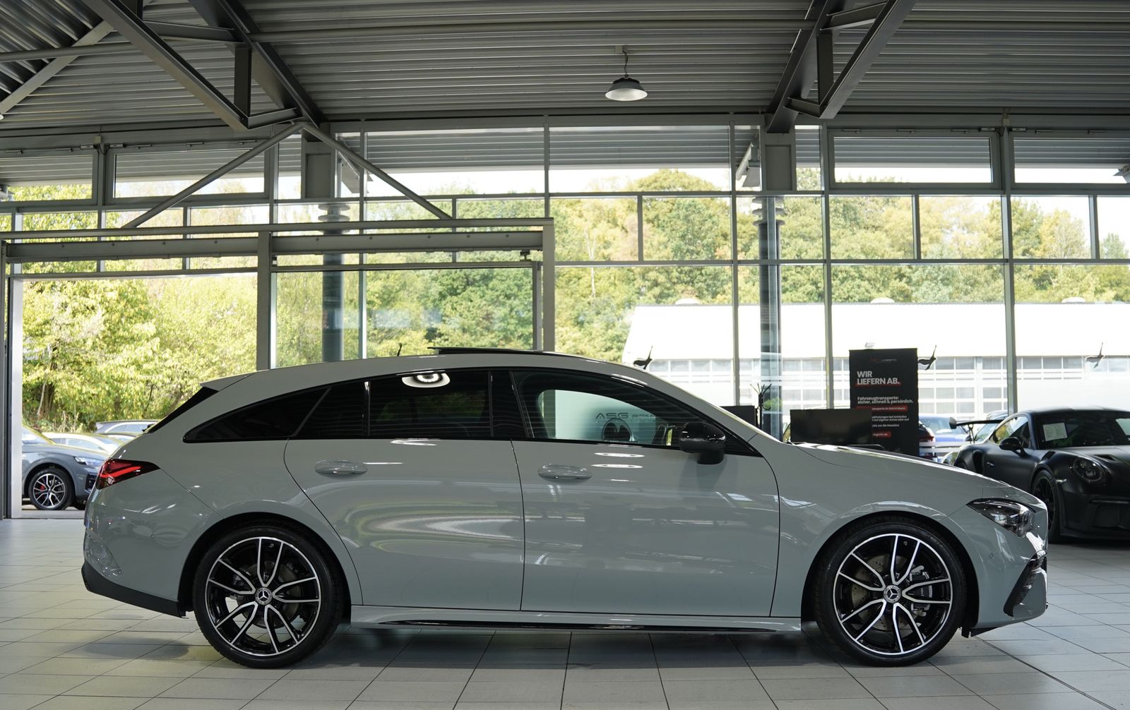 Mercedes-Benz CLA 200 Shooting Brake d AMG Line 1H Pano Memo foto 6