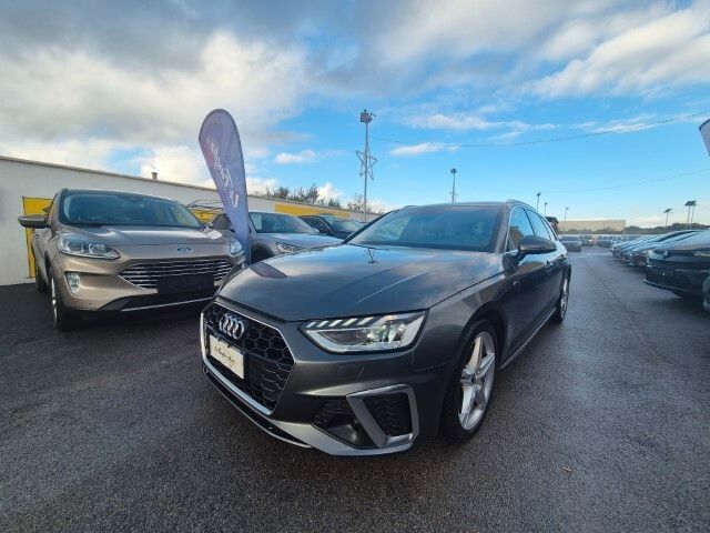 Audi A4 Avant 35 TDI/163 CV S tronic S line - 12