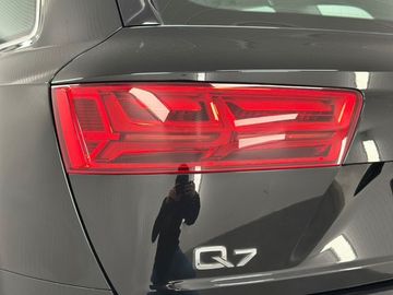 Audi Q7 - 12