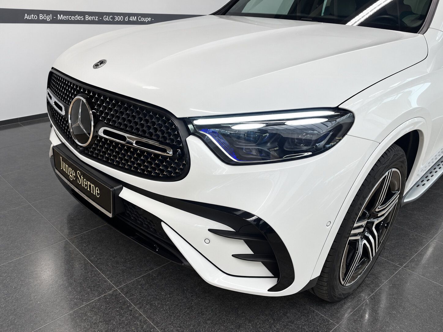 Mercedes-Benz GLC 300 d 4M Coupé AMG Premium Fahrass Standhz foto 4