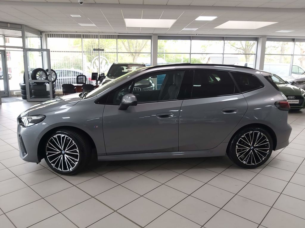 BMW 223 Active Tourer M Sport PANO AHK NETTO 23.400