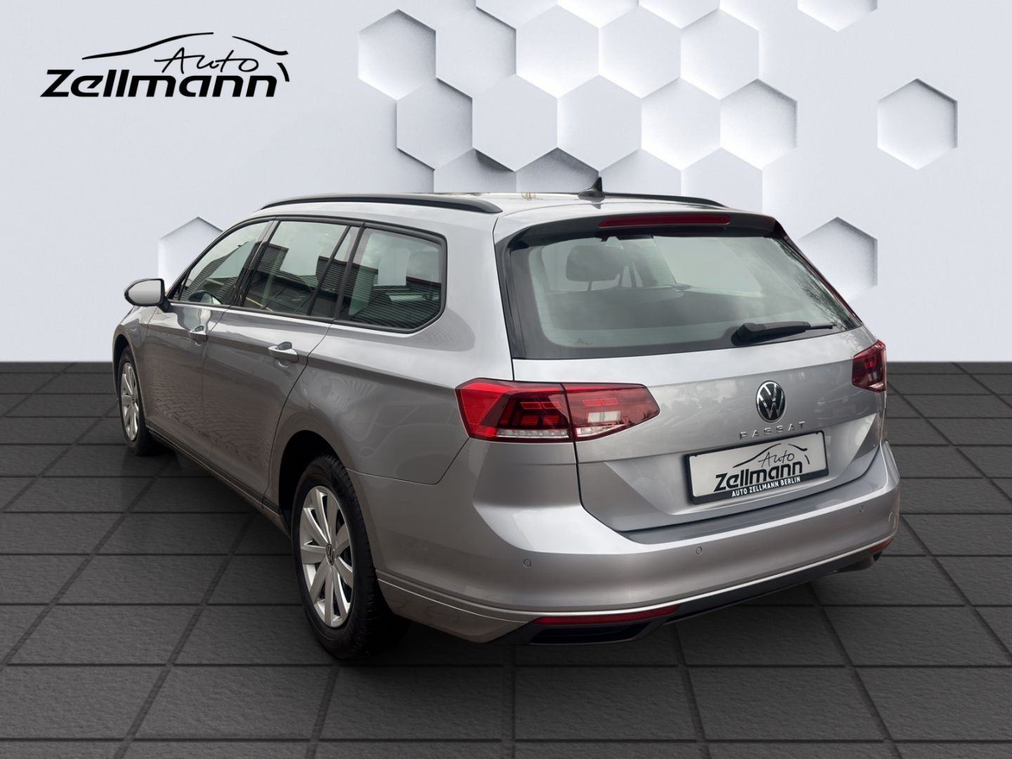 Passat Conceptline 2.0 TDI110kW DSG LED GJR Rück