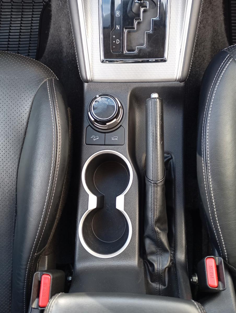 Mitsubishi L200 Top 2.3 Diesel Doppelkabine 4WD A/T