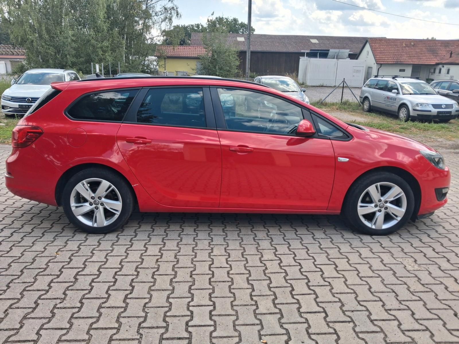 Opel Astra 2015 — photo 6