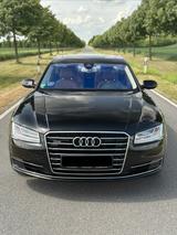 Audi A8 L 4.2 TDI LED Bose Spur Pano 4-Sitzer 2.Hand - Audi A8 von privat