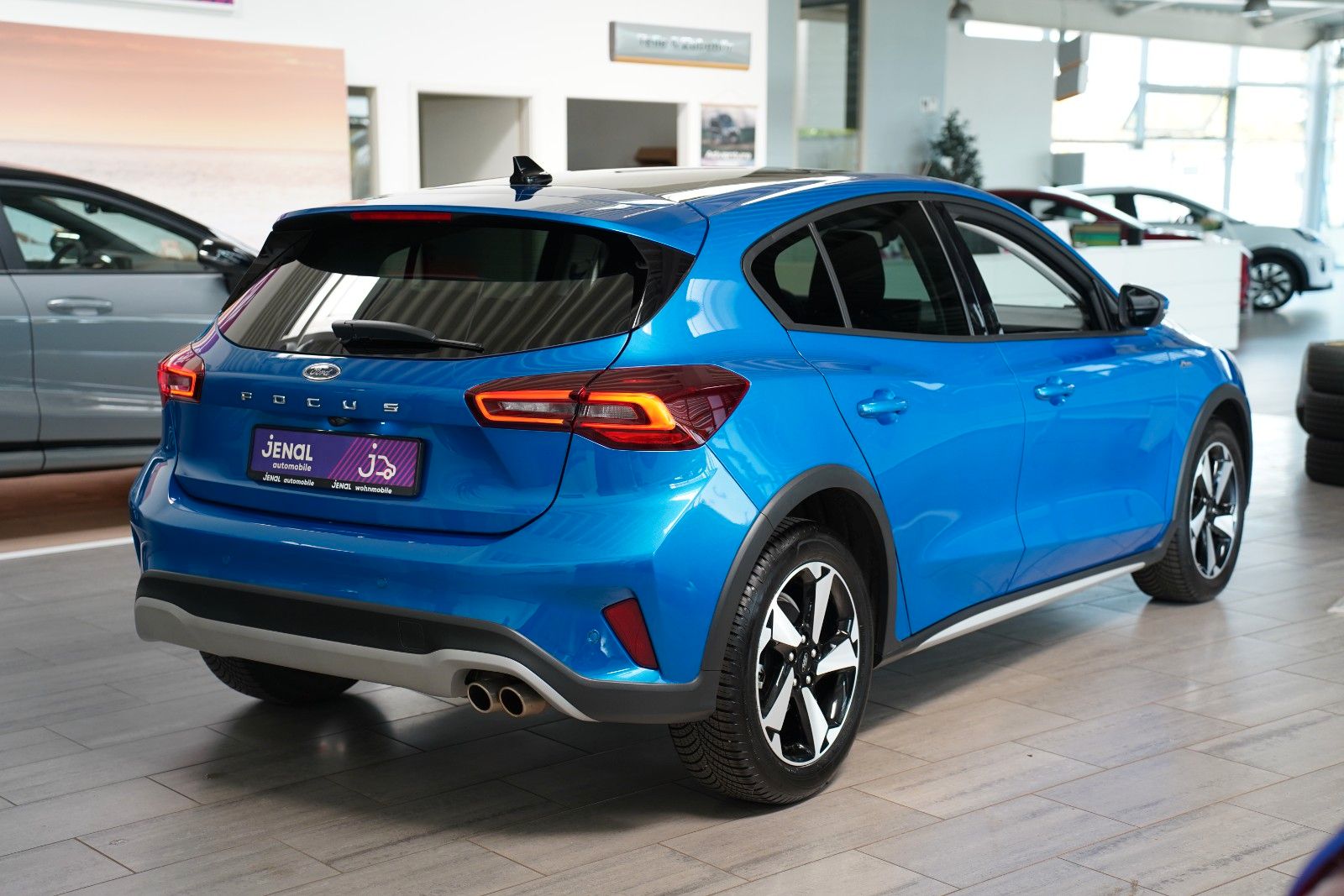 Fahrzeugabbildung Ford Focus Active X*PANO*ACC*RFK*WINTER-P.*ALLWETTER