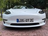 Tesla Model 3 Performance mit Komfort-Sportfahrwerk - Tesla Model 3: Performance