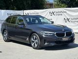 BMW 520 d Mild Hybrid xDrive *STANDHEIZ*LIVE COCKPIT - BMW 520: Kombi