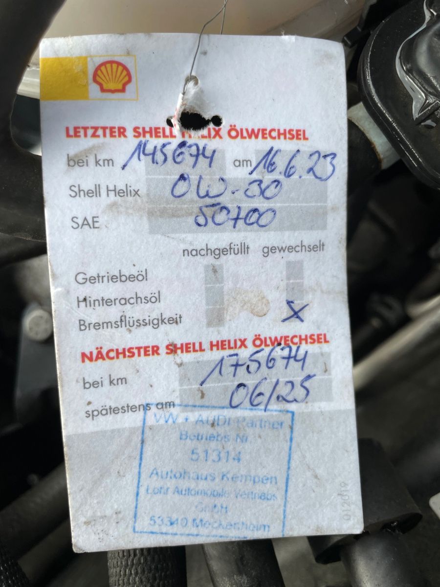 Fahrzeugabbildung Volkswagen Passat Variant 2.0 TDI Comfortline DSG Navi ACC