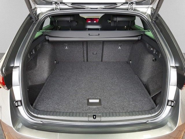 Fahrzeugabbildung Skoda Octavia Combi Sportline 2.0TDI DSG AHK DCC Navi