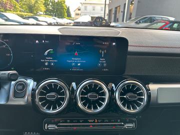 2022 Mercedes-BENZ EQB — миниатюра 22