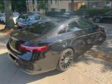 Mercedes-Benz E 300 d Autom. -AMG Line - Mercedes-Benz E 300 mit Diesel-Antrieb: Coupe