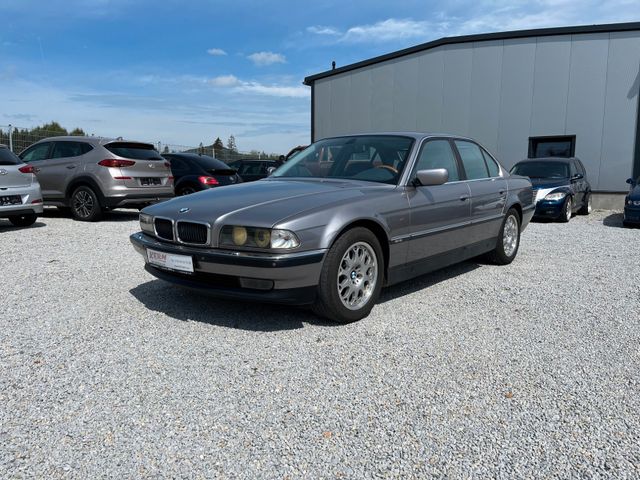 BMW 740i V8, E38, Sportsitze, Doppelverglasung ...