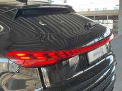 AUDI Q5 Sportback TDI 150 kW S-Line /Pano/21 Zoll