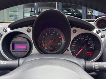 Nissan 370Z Pack Coupe °Navi°BOSE°Bi-Xenon°RFK°AAC°