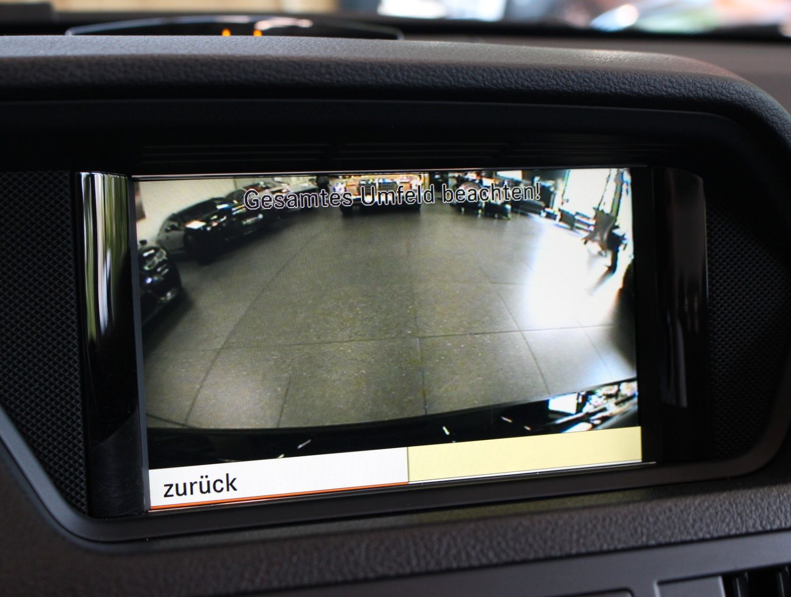 Fahrzeugabbildung Mercedes-Benz E 350 Cabriolet AMG-Line*Kamera*2.Hand