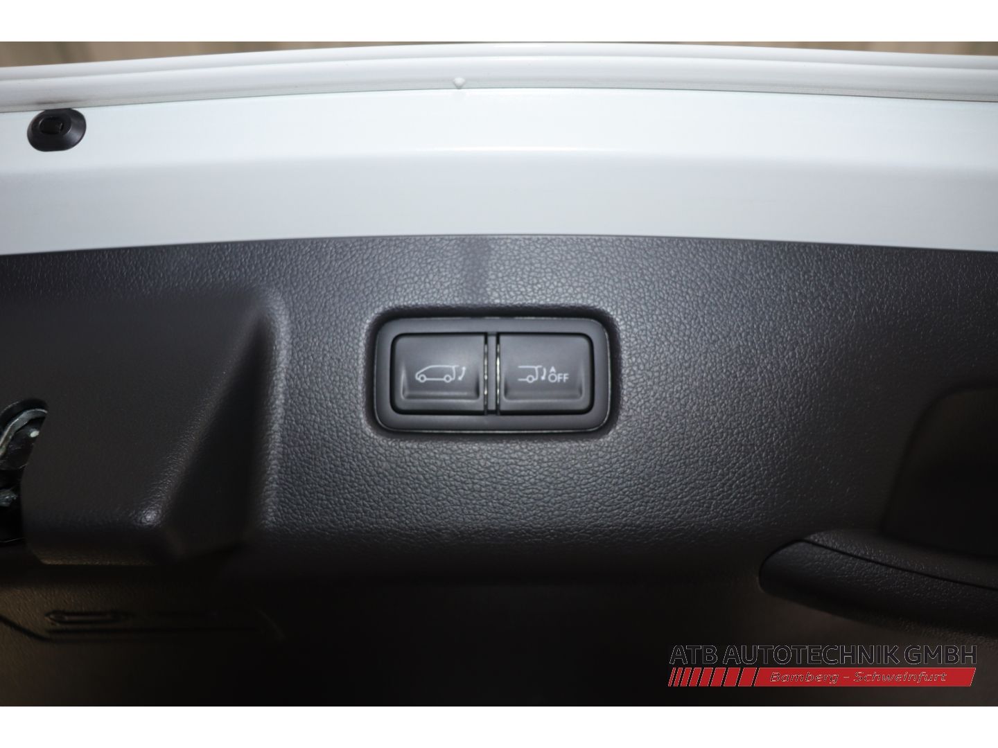 Fahrzeugabbildung Hyundai STARIA Prime 2WD 2.2 CRDi Park-Paket Navi Bose K