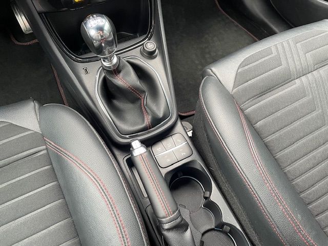 Fahrzeugabbildung Ford Puma ST-Line X B&O Kamera VerkehrszeichenERK