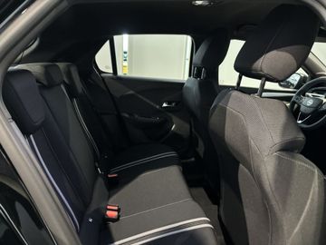 Fotografie 7 des Opel Corsa 1.2 Direct Injection Turbo GS