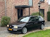 Volkswagen Golf 2.9 VR6 syncro Highline klima Schiebedach - Oldtimer: Allradantrieb