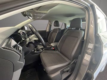 Volkswagen T-Cross - 9