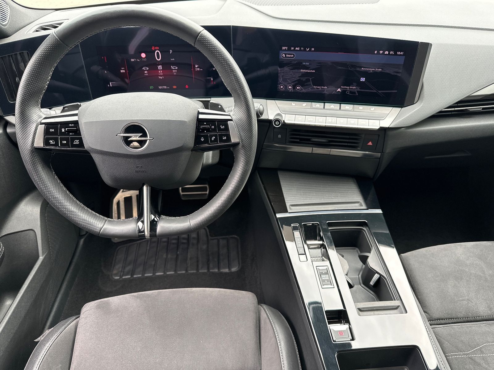 Fahrzeugabbildung Opel Astra ST 1.5 D GS Line NAV+LED+ACC+KAM+AHK+17ZO