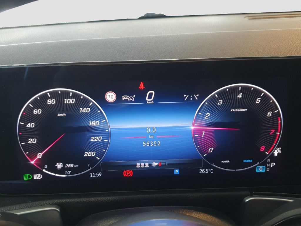 Fahrzeugabbildung Mercedes-Benz GLB 220 4MATIC Night Paket*MULTIBEAM*Kamera