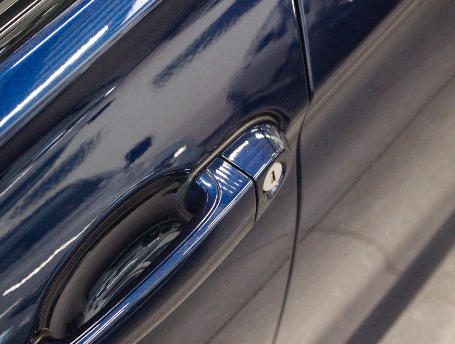 Fahrzeugabbildung BMW M3 LCI Tansanitblau*H&K*HUD*DE*TOP