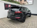 Porsche Cayenne Turbo/LEDER/PDC/LUFT/BOSE/NAVI - Porsche Gebrauchtwagen in Koblenz