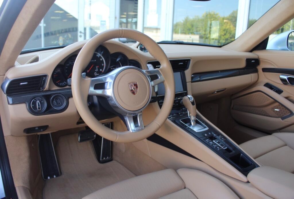 Porsche 911 Turbo S foto 5