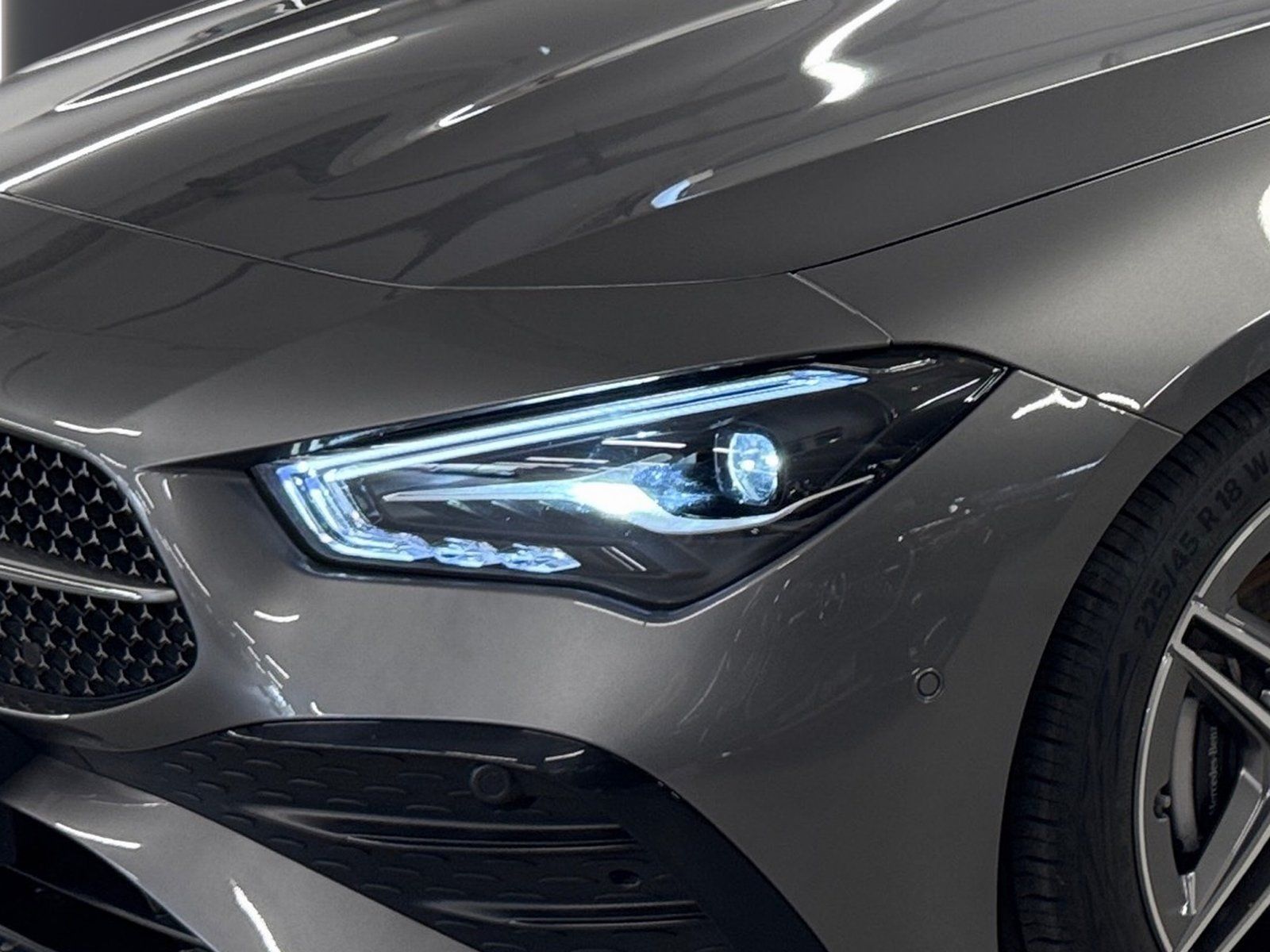 Fahrzeugabbildung Mercedes-Benz CLA 180 SB AMG*Kamera*LED*CarPlay*Easy-Pack*MBUX
