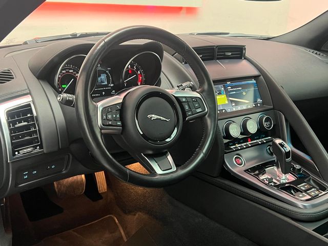 Jaguar F-Type Coupe P300 Pano*Xenon*Facelift