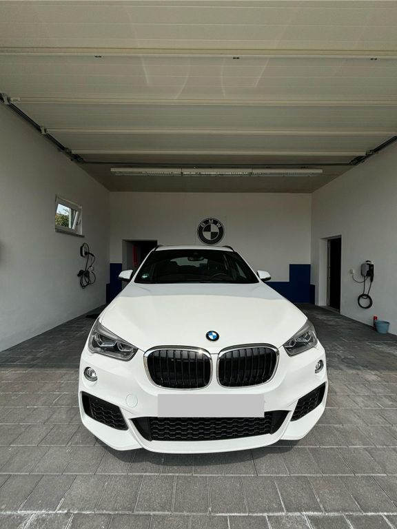 Image of BMW X1