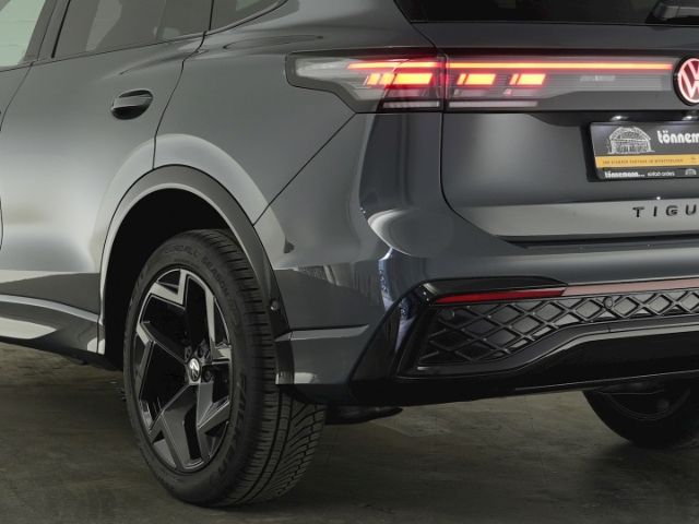 Tiguan R-LINE TDI DSG 4MOTION+AHK+RÜCKFAHRKAMERA