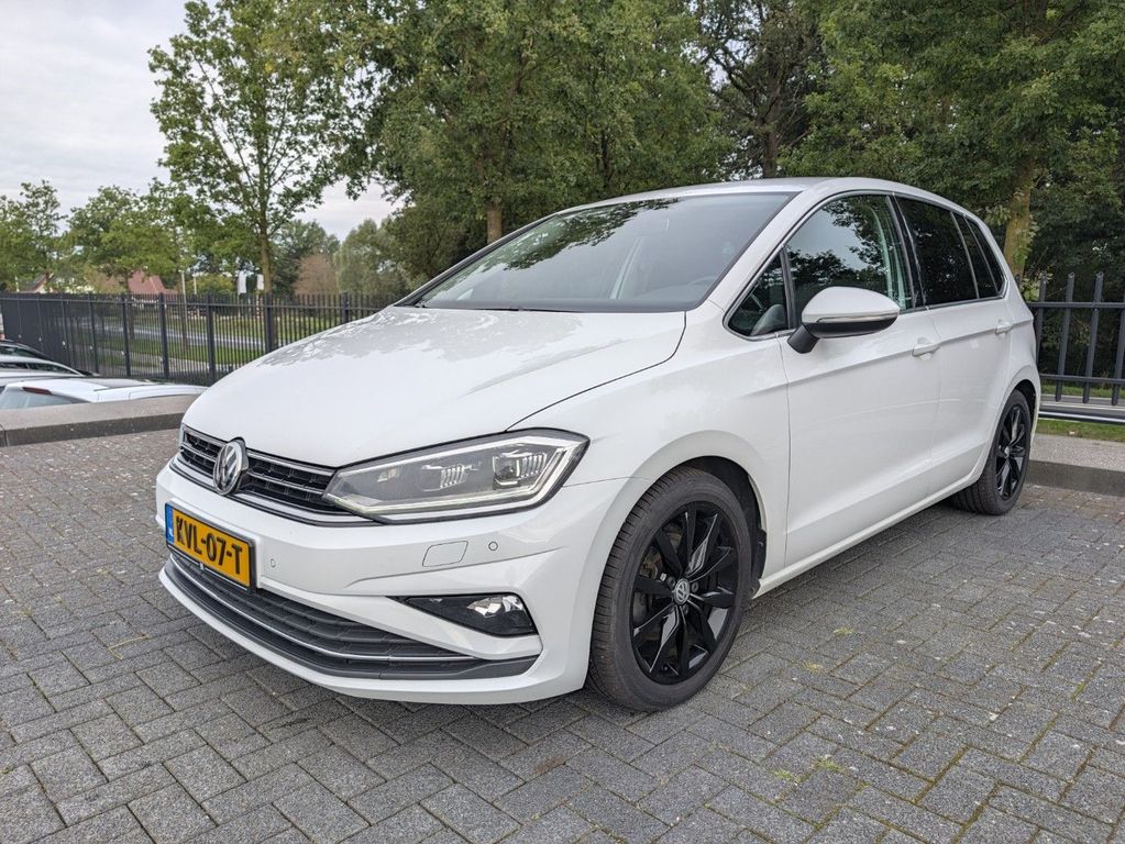 Image of Volkswagen Golf Sportsvan