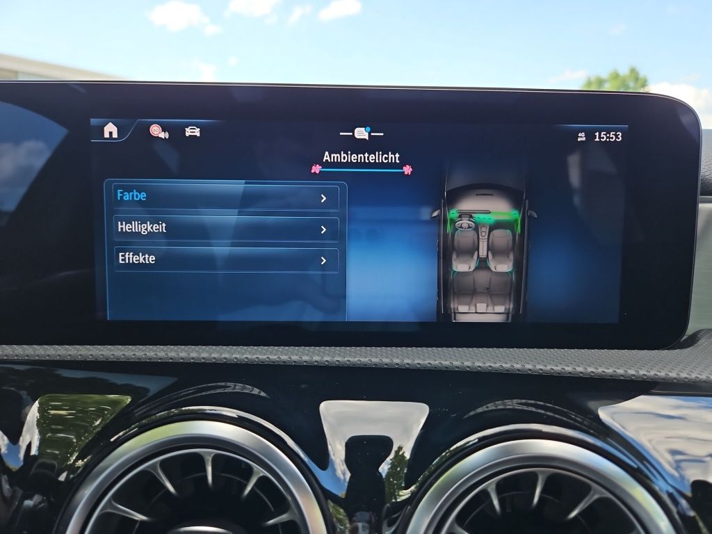 Fahrzeugabbildung Mercedes-Benz A 200 AMG Night Totwi. Pano LED 360° Burm. Navi