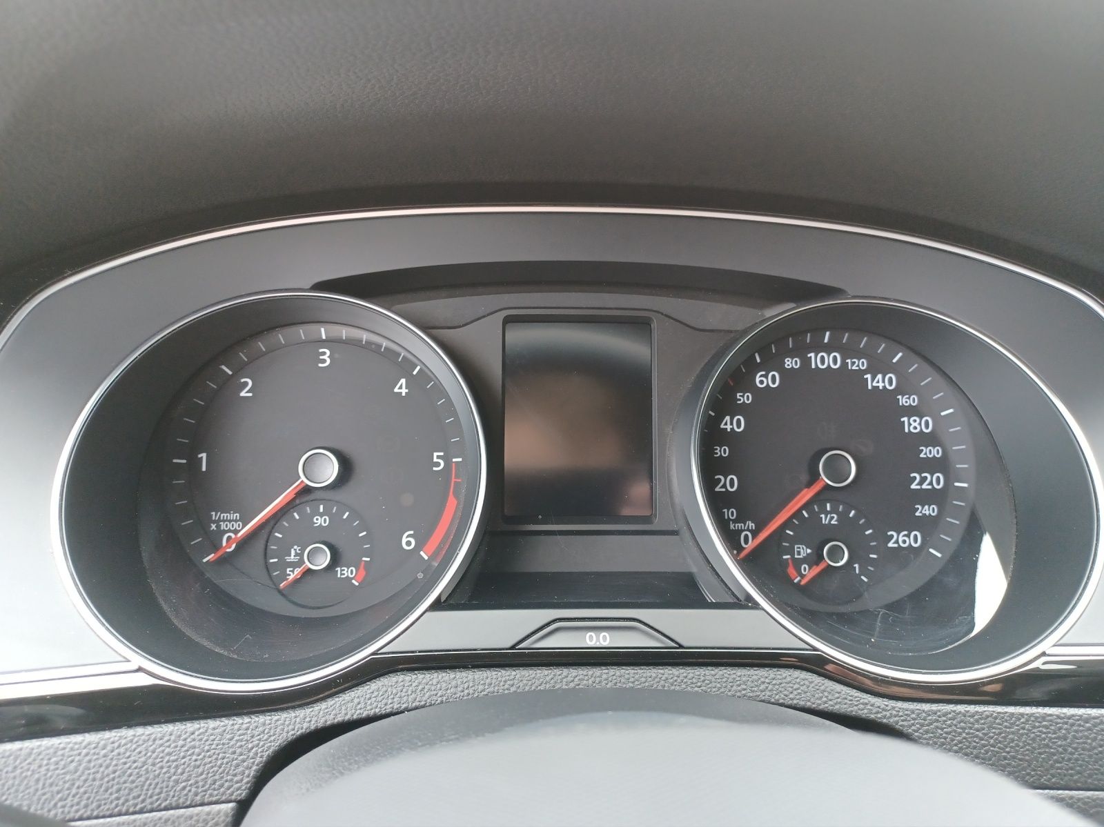Fahrzeugabbildung Volkswagen Passat Variant TDI Business Matrix Navi ACC RFK