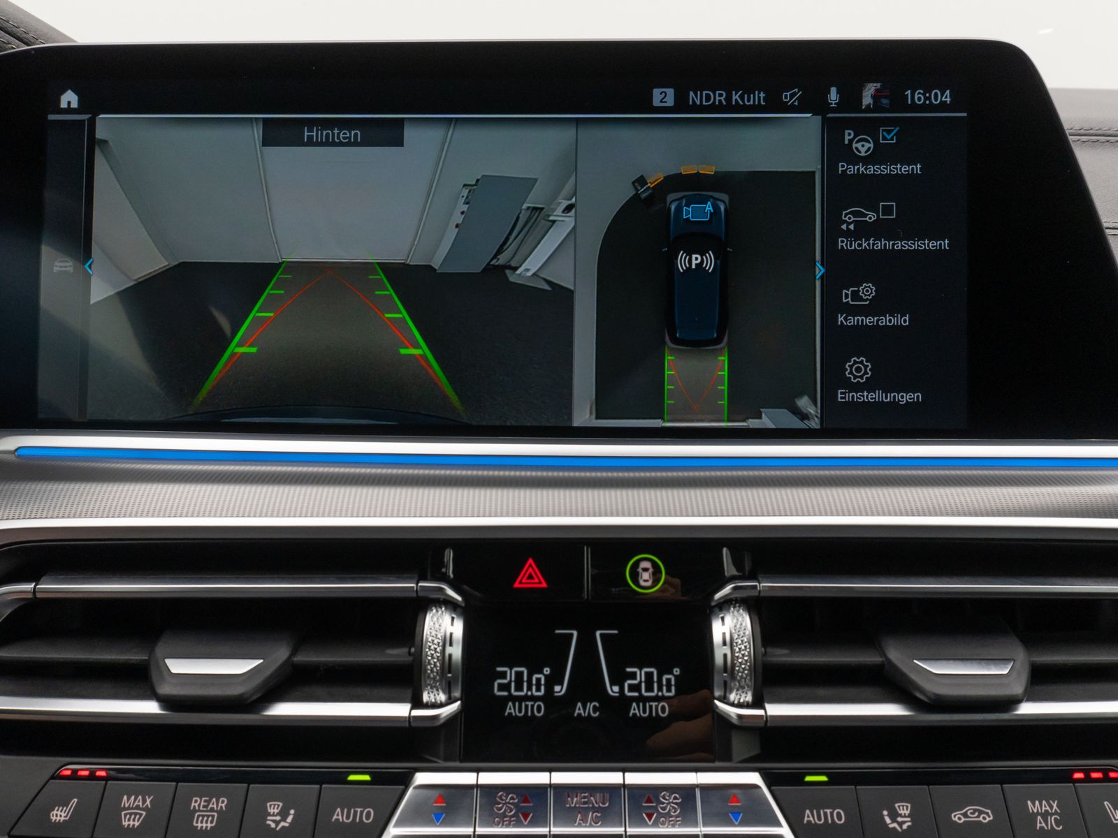 Fahrzeugabbildung BMW X5 xD45e M Sport Laser 360°HUD DAB HiFi SoftClos