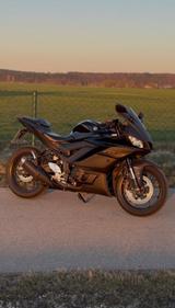 Yamaha YZF-R3 - Yamaha Motorräder in Augsburg