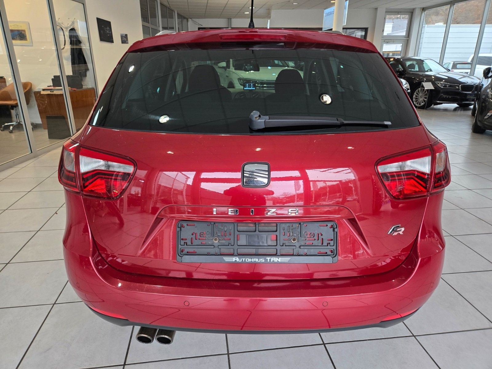 Fahrzeugabbildung SEAT Ibiza ST FR * AUTOMATIK *