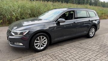Volkswagen Passat Variant - 1